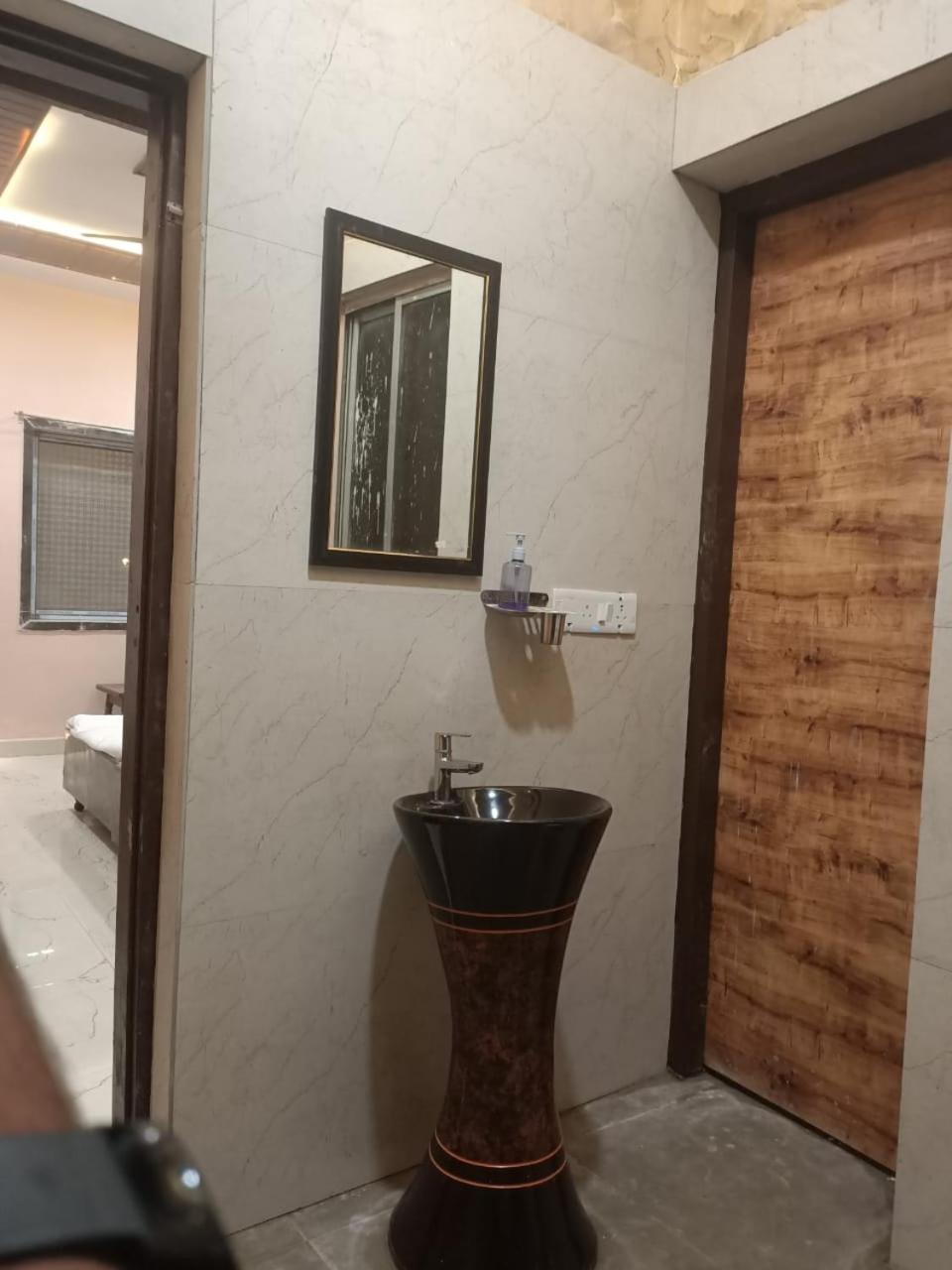 Radhe Krishna Villa Dhanwār Εξωτερικό φωτογραφία